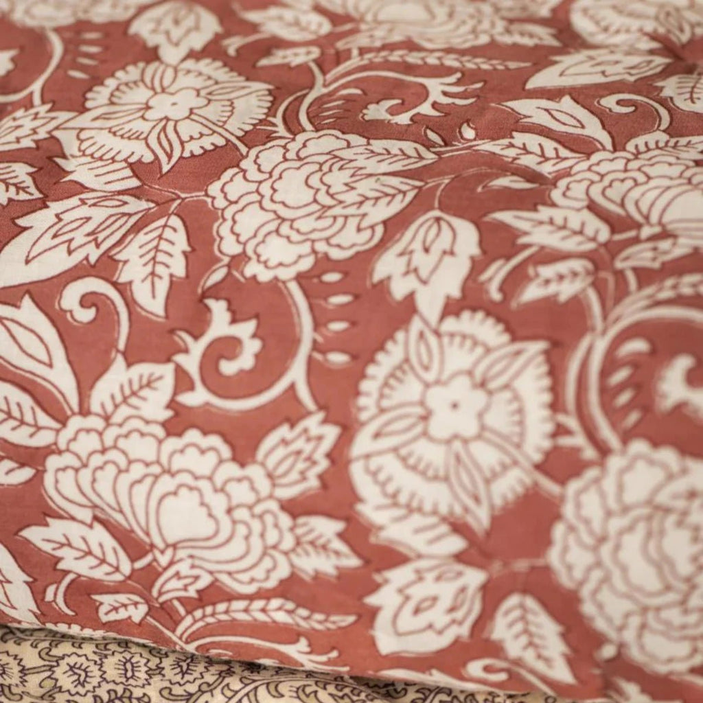 Cotton Quilt - Faded Rose - RhoolQuiltIB LaursenCotton Quilt - Faded Rose